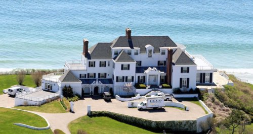 Taylor Swift Luxurious house located in United States